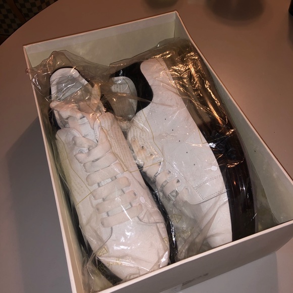 *sold*Alexander McQueen oversized Sneaker men’s 10 - Picture 8 of 10